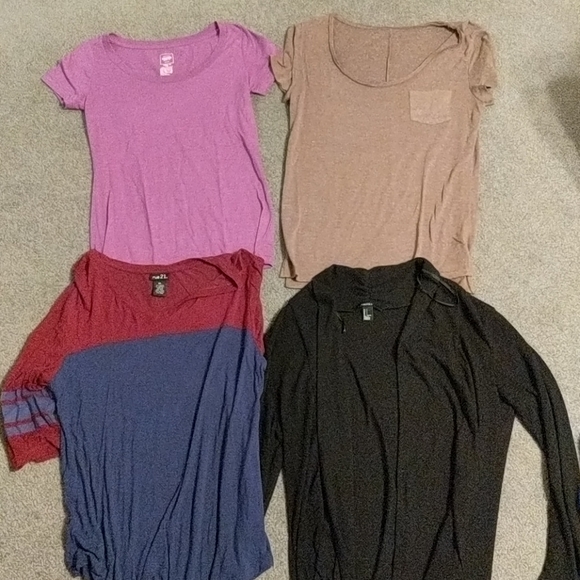 Eight Piece Bundle - Picture 2 of 4